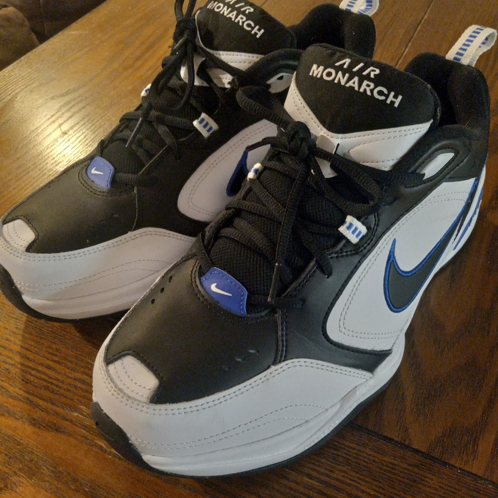 Air Monarch 4E Wide